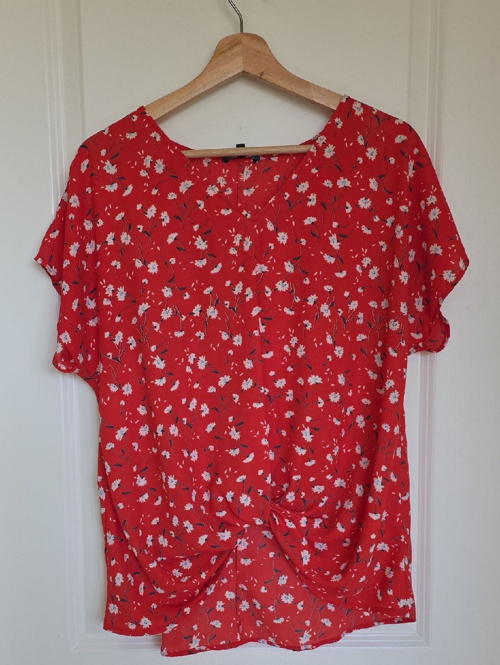 West Kei Red Floral Short-Sleeve Twist-Knot Blouse